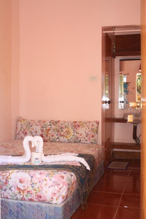 Lagrosa Backpackers Hotell Coron Exteriör bild