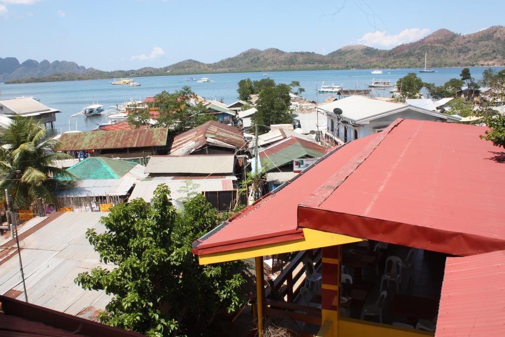 Lagrosa Backpackers Hotell Coron Exteriör bild