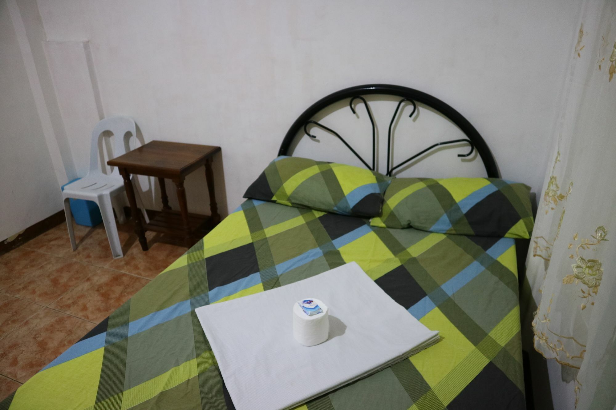 Lagrosa Backpackers Hotell Coron Exteriör bild